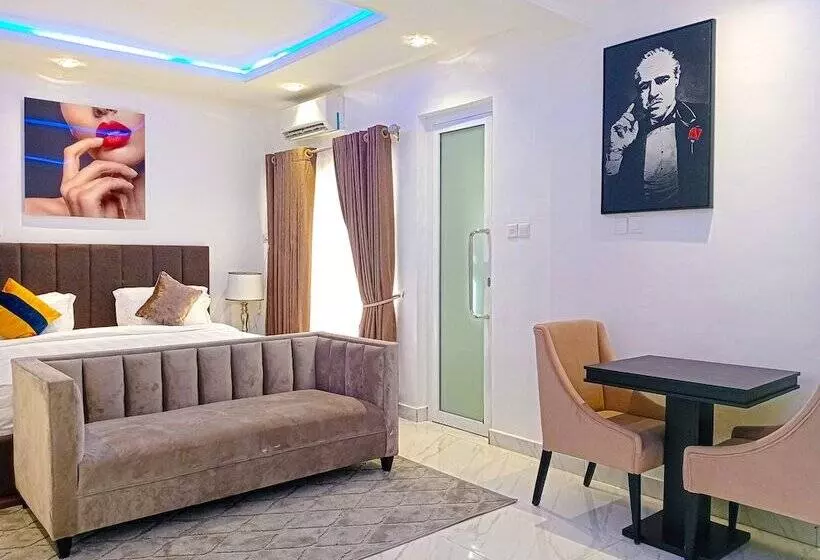 هتل The Muse Residences