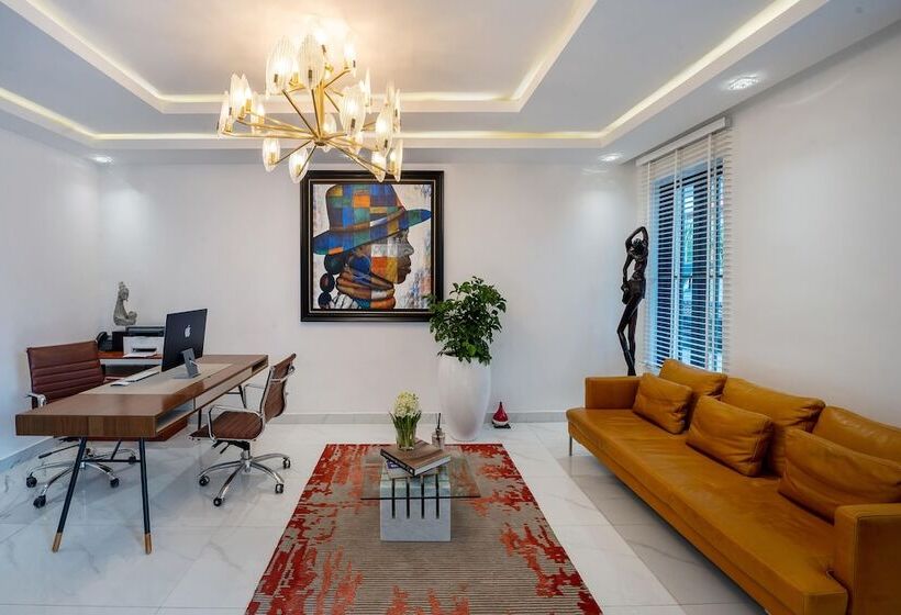 هتل The Muse Residences