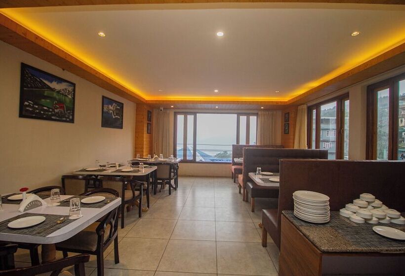 בית מלון כפרי The Royal Gangtok By Apsara Group