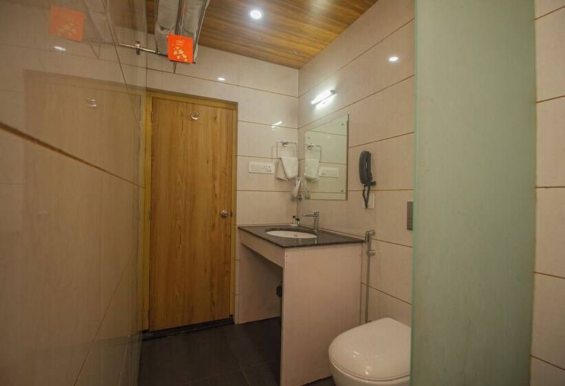 בית מלון כפרי The Royal Gangtok By Apsara Group