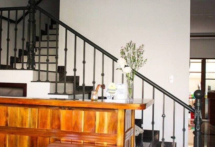 هتل Twilight Homestay Phu Quoc