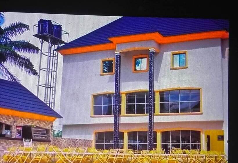 هتل Ughelli Wetland