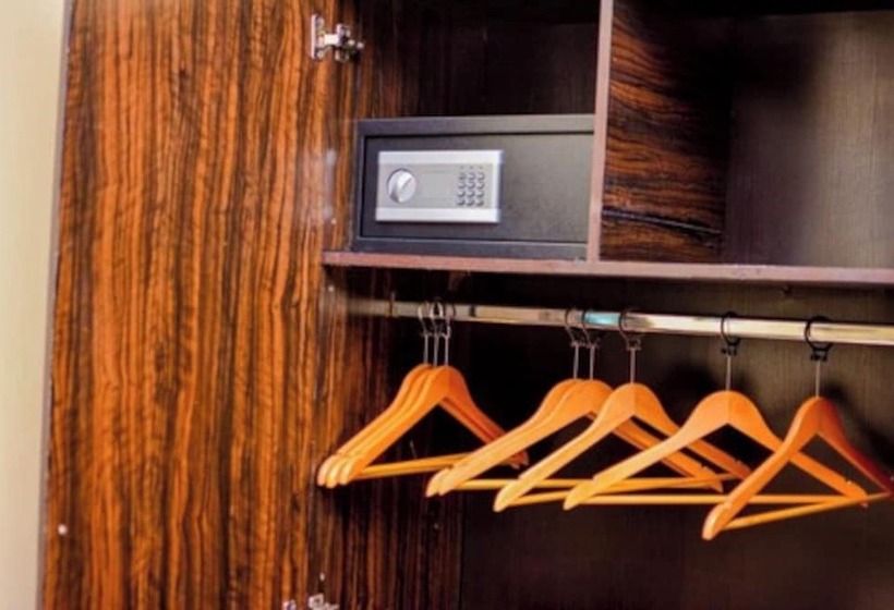 هتل Ughelli Wetland