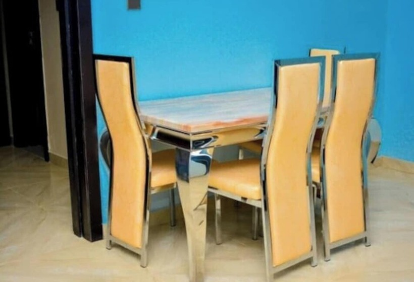 هتل Ughelli Wetland