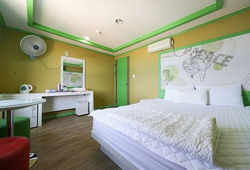 מוטל Pohang Songla Palace