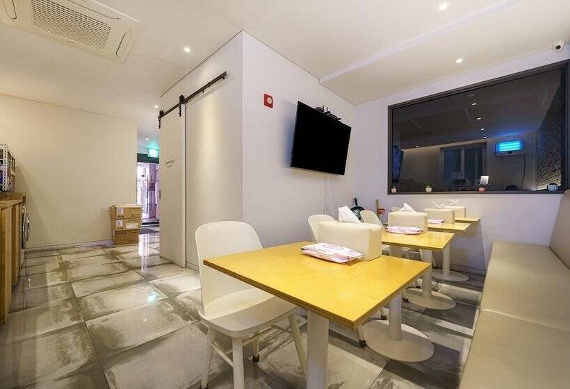 Motel Yaja Pyeongtaek Station