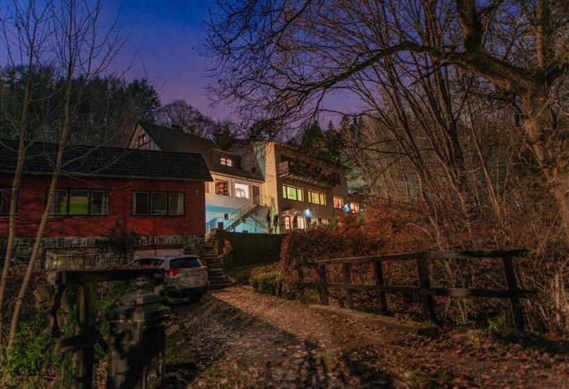 Пансион Rivendell I3