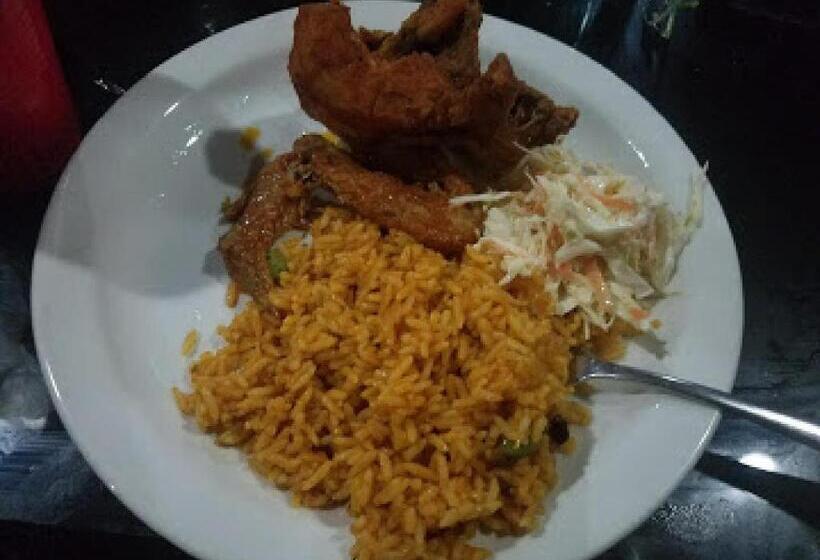 پانسیون Room In Lodge   Ikogosi Warm Springs Resort Limited