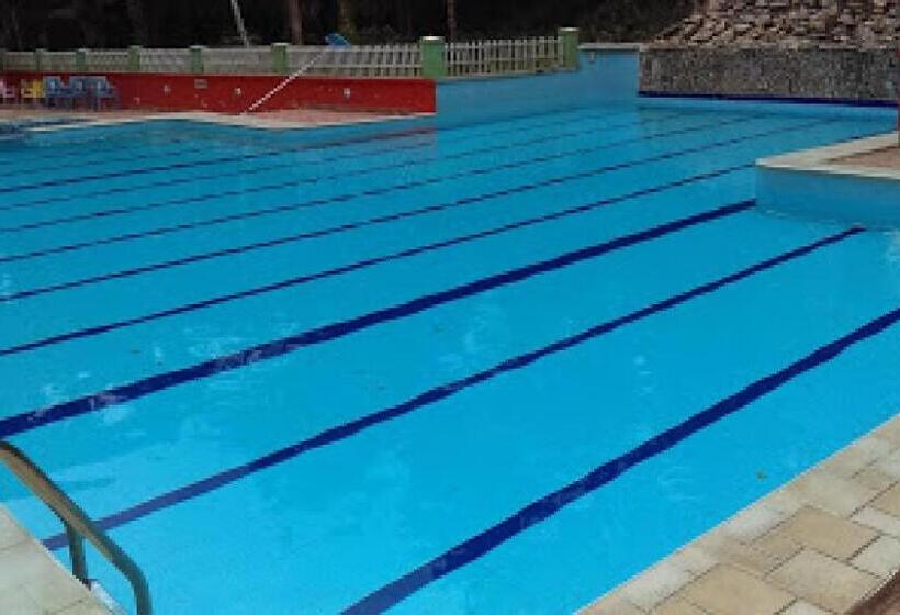 پانسیون Room In Lodge   Ikogosi Warm Springs Resort Limited