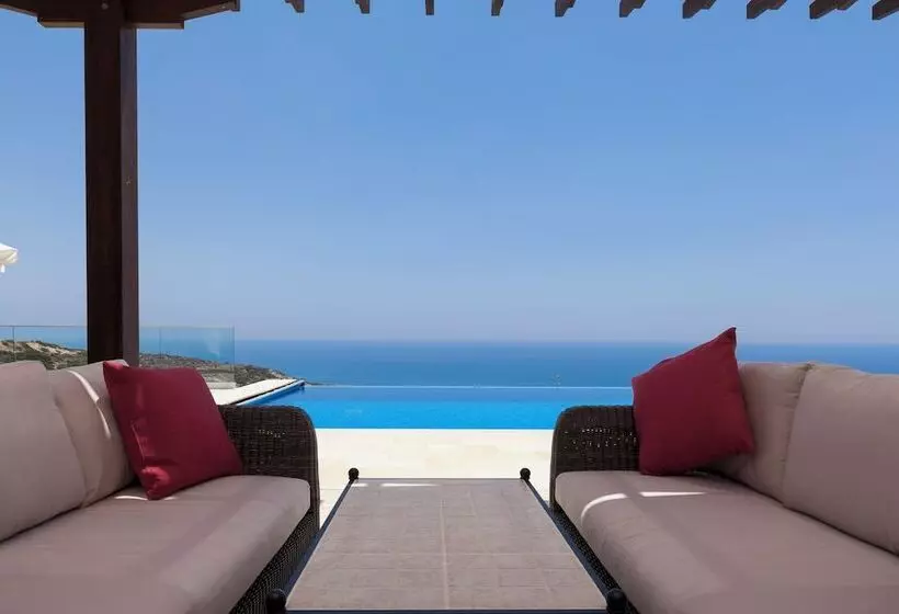 Lomakeskus Aphrodite Hills Rentals   Mythos Collection Villas