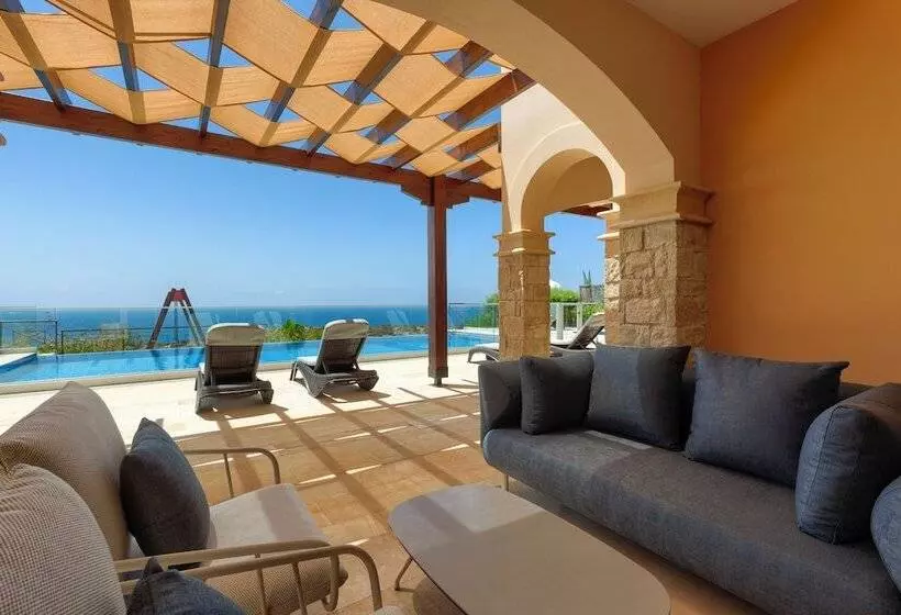 Lomakeskus Aphrodite Hills Rentals   Mythos Collection Villas