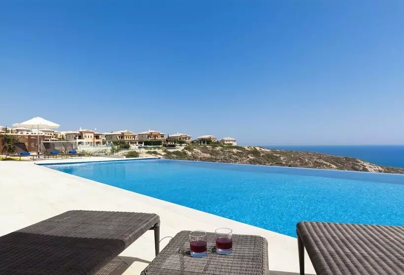 Lomakeskus Aphrodite Hills Rentals   Mythos Collection Villas