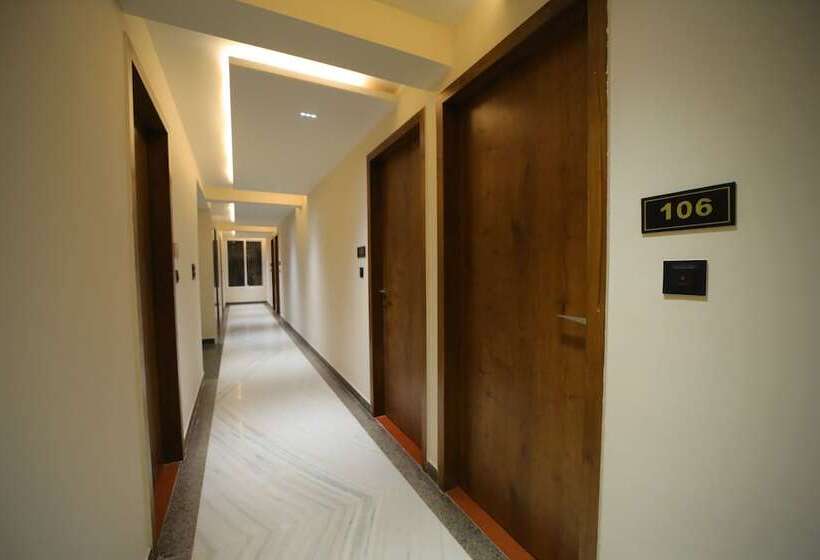 The Sky Imperial Hotel Sugam