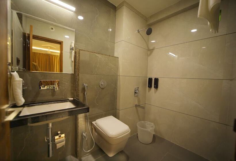 The Sky Imperial Hotel Sugam