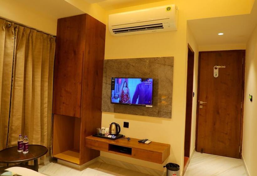 The Sky Imperial Hotel Sugam