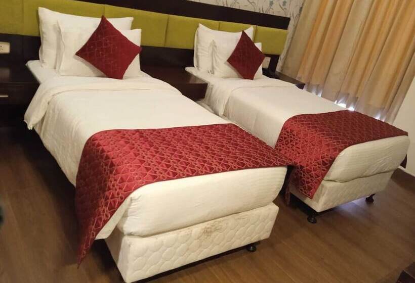 호스텔 Rosemallow Hotel New Delhi