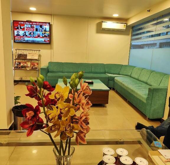 호스텔 Rosemallow Hotel New Delhi