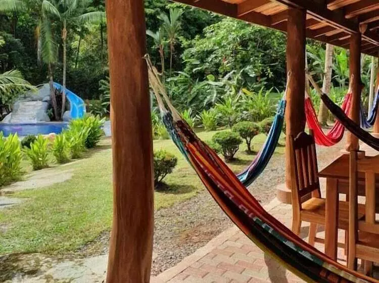 Retkeilymaja Whale Tail