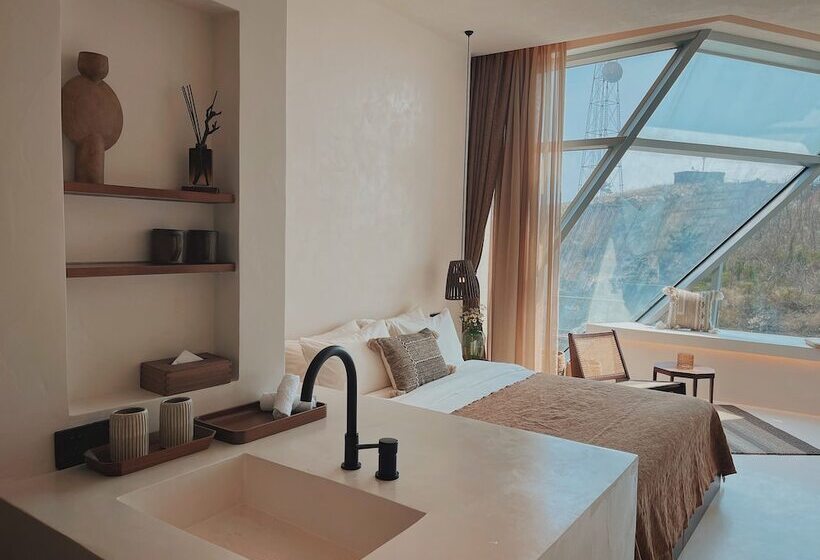 Dalian Sishi Jingyu Beach Resort