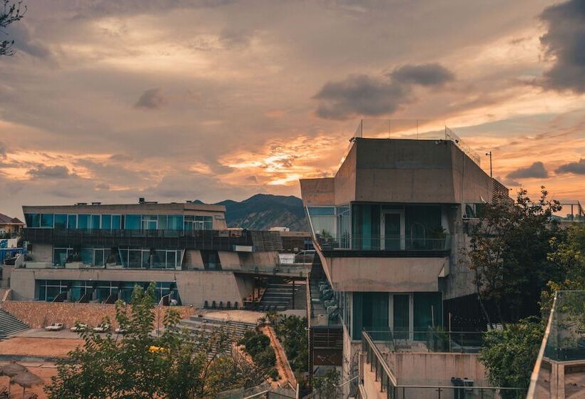 Dalian Sishi Jingyu Beach Resort