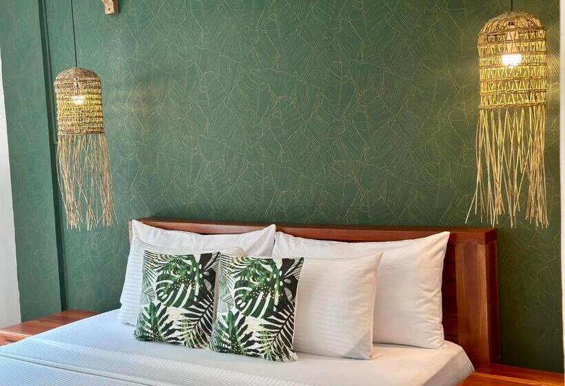 Otel Dengi Inn El Nido