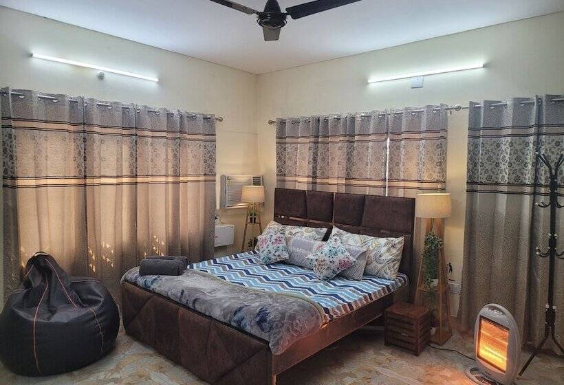 בית מלון כפרי Dhairya Villa Home Away From Home