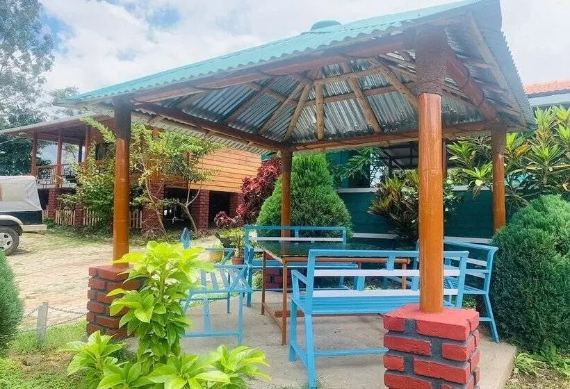 ホテル Mistywood Resort And Restaurant