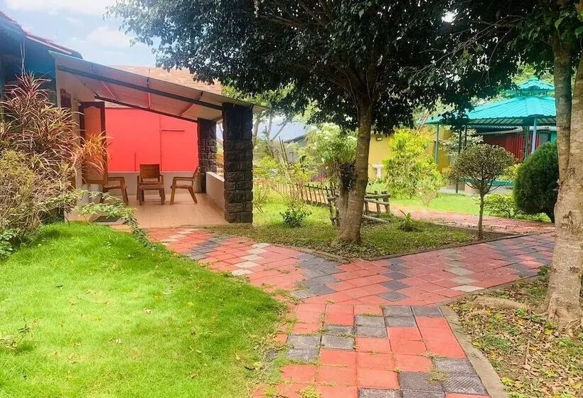 ホテル Mistywood Resort And Restaurant