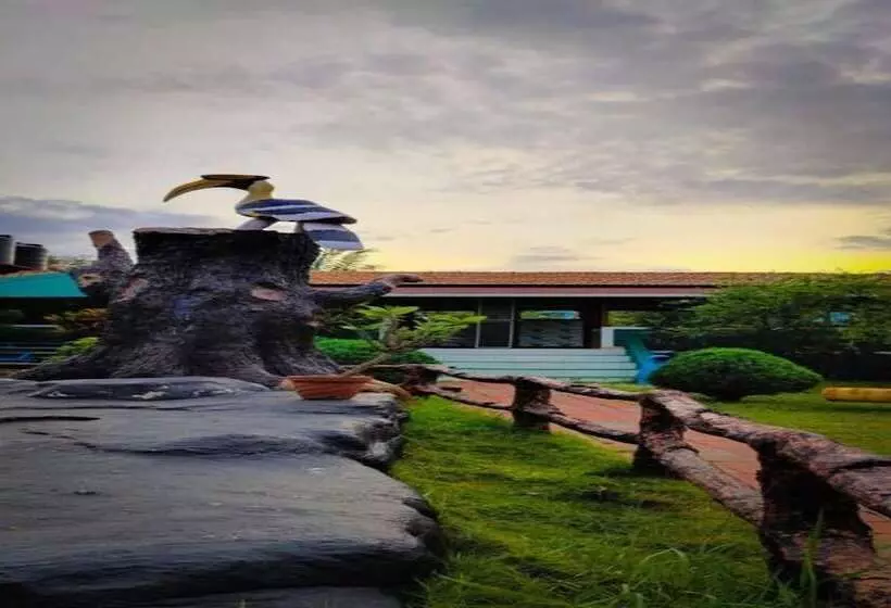 ホテル Mistywood Resort And Restaurant