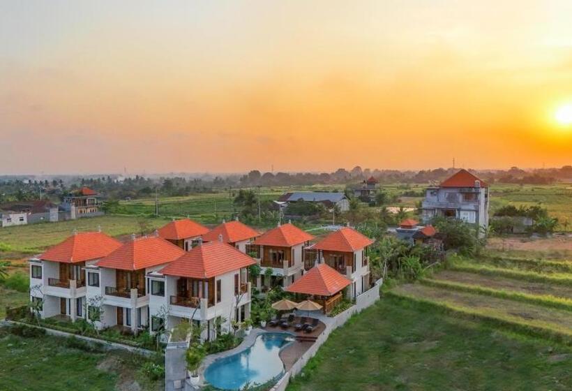 Hotel Odessa Village By Pramana Villas