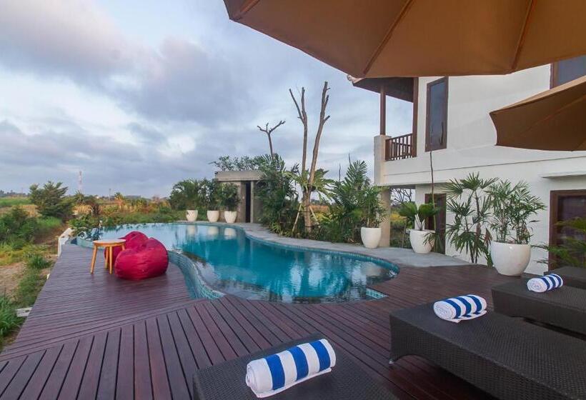 Hotel Odessa Village By Pramana Villas