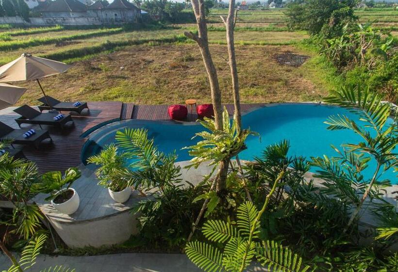 Hotel Odessa Village By Pramana Villas