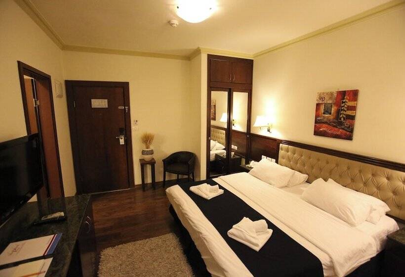 هتل Shepherd Plaza