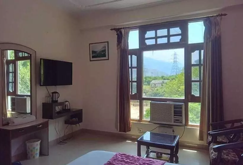 Hotelli The Mahesh Regency