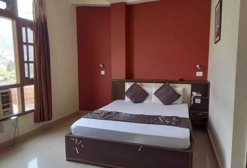 Hotelli The Mahesh Regency