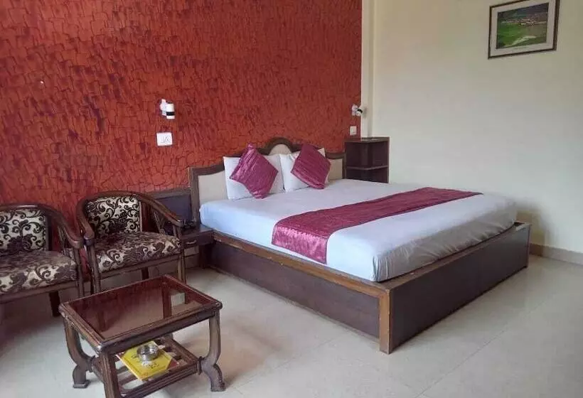 Hotelli The Mahesh Regency