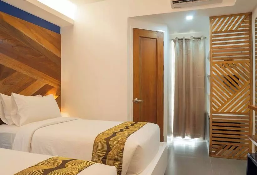 ホテル The Paragon Boracay Suites