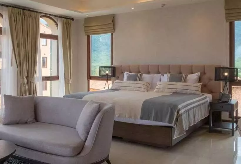 ホテル Toscana Valley Castello Della Valley