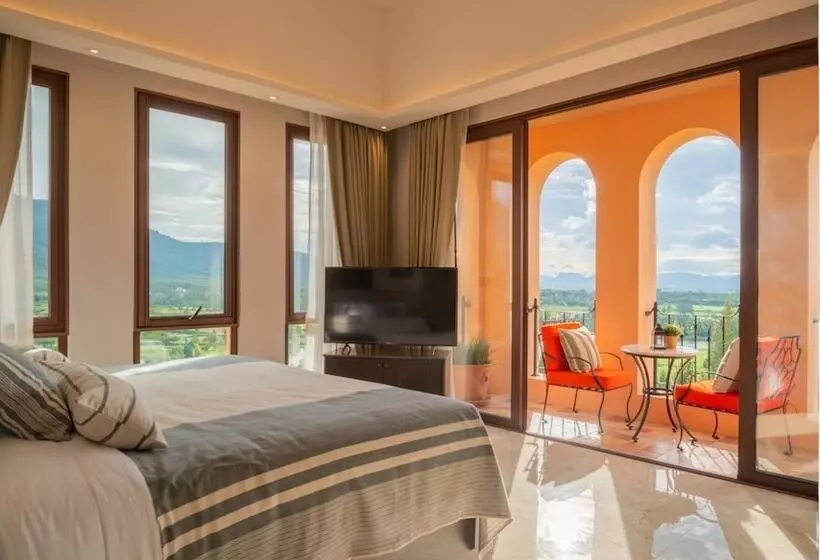 ホテル Toscana Valley Castello Della Valley