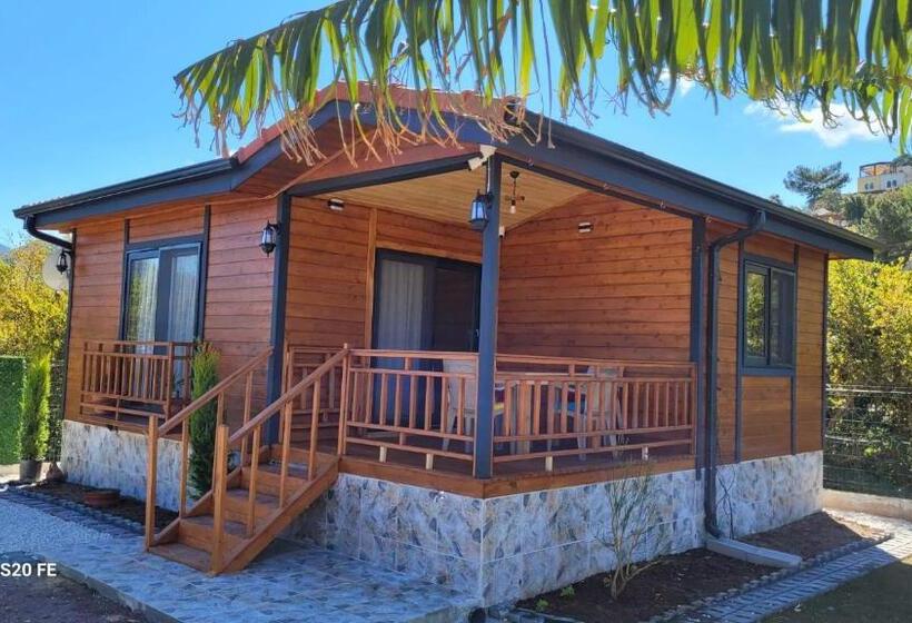 هتل ünlü Ev Adrasan