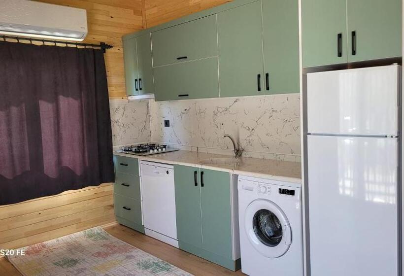 هتل ünlü Ev Adrasan