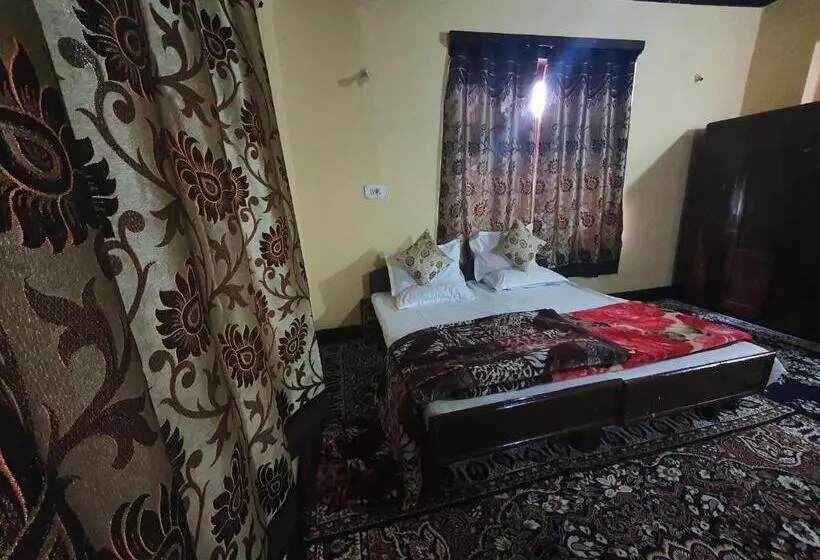 ホテル Wazir Palace
