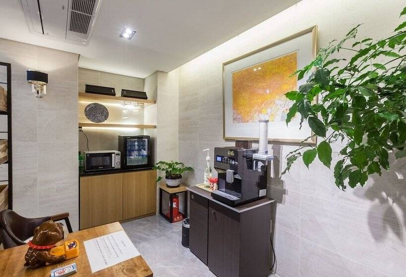 מוטל Bundang Carlton