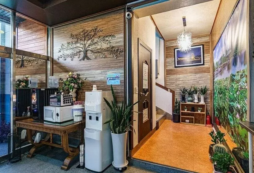 Motelli Buyeo Prince