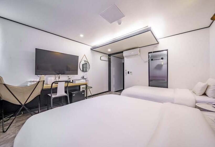 Motel Changwon Bongokdong Fine Avenue