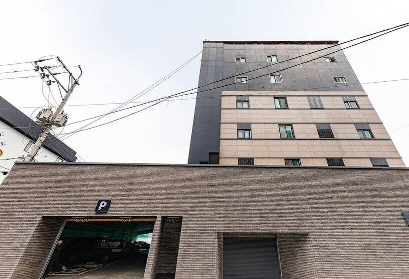 モーテル Daejeon Daeheung Hotel Knock On