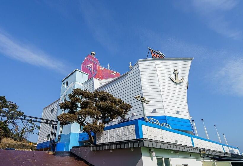 모텔 Geojedo Jangmok Y