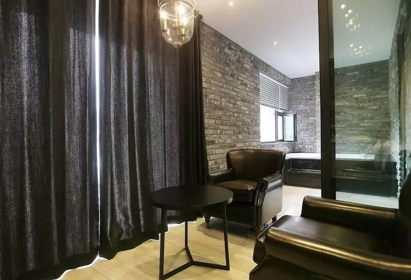モーテル Gongju Hotel Moon