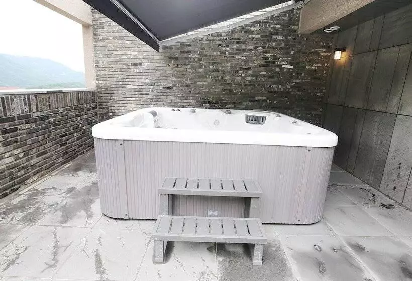 モーテル Gongju Hotel Moon