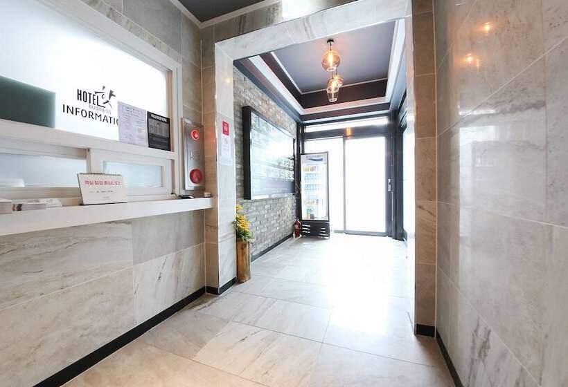 Motelli Jinju Hotel Hot